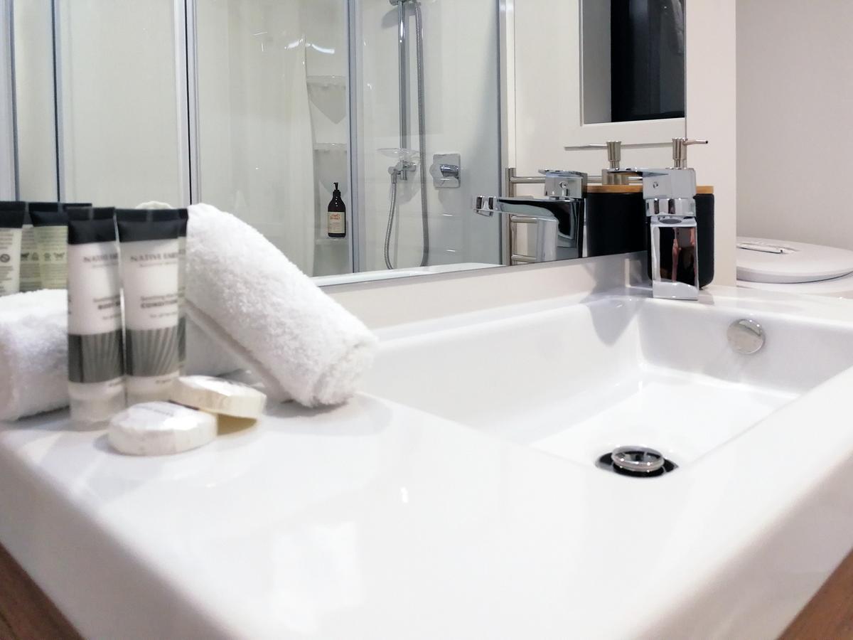 Brand New One Bedroom Apartment Queenstown Buitenkant foto